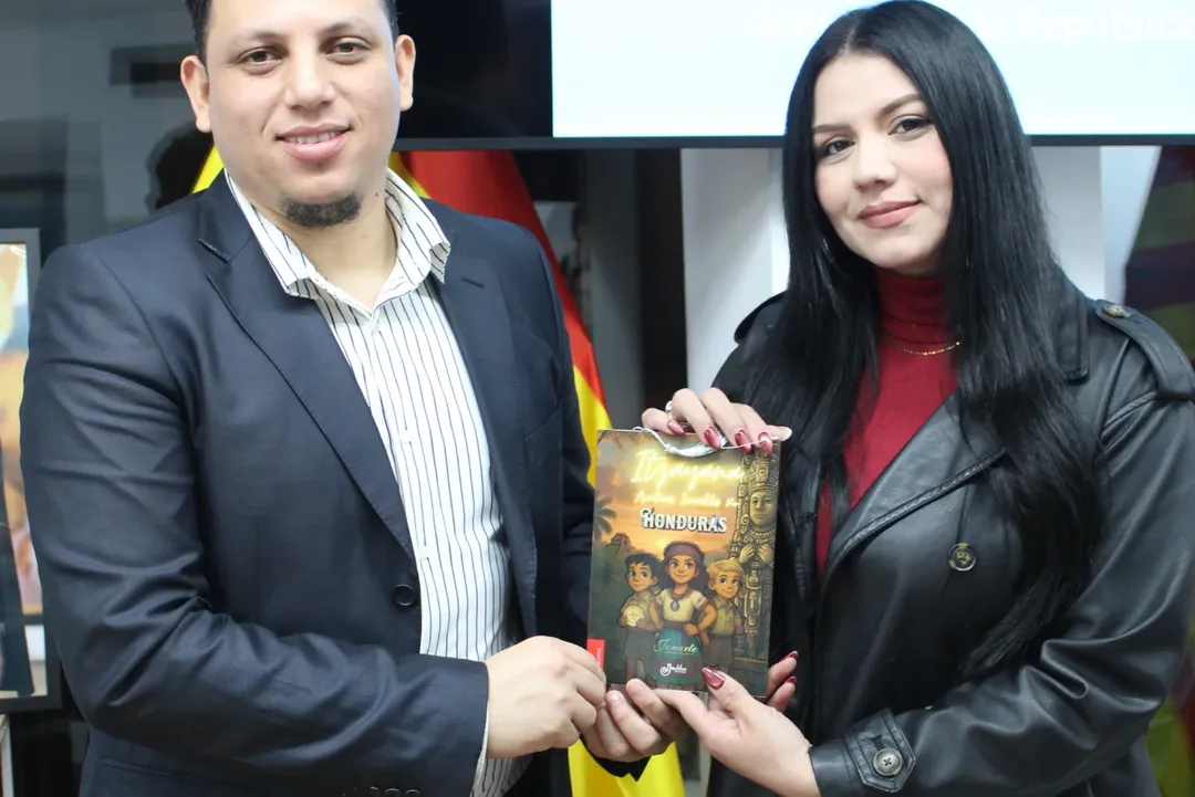 Encuentro con lectora · Firma dedicada